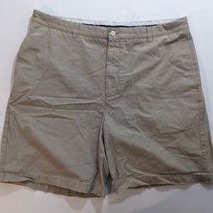 Men’s Vineyard Vines Links Shorts GOLF Flat Front Size 40 Khaki Shorts Chino